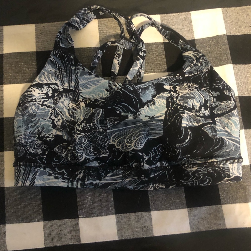 lululemon sports bra
